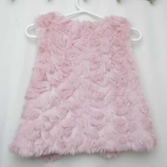 H&M Faux Fur Vest (Soft Pink) 3- 4Y - Picture 2 of 7